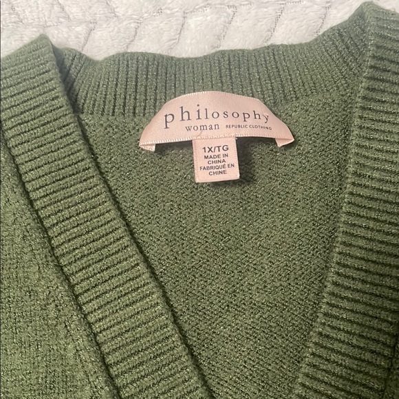 Philosophy Green V-Neck Sweater - Picture 2 of 8